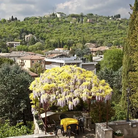 Casale Manzoni Apartment