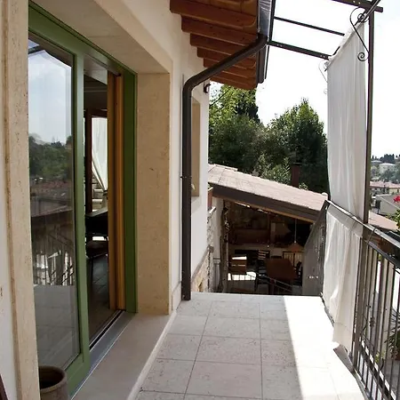 Casale Manzoni Apartment